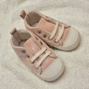 Baby Deer Pink Glitter High Tops Soft Sole Shoes size 2 New without Box
